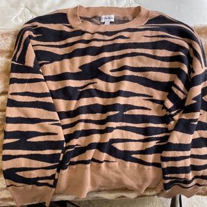 The Drop cropped tiger stripe sweater size L EUC